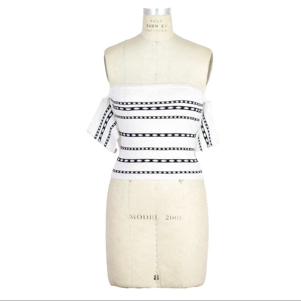 Guess ribbed white and black stripe off the shoulder short sleeve top (size: S)